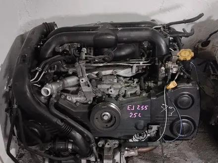Двигатель subaru legacy ej255 turbo 2.5l за 450 000 тг. в Караганда