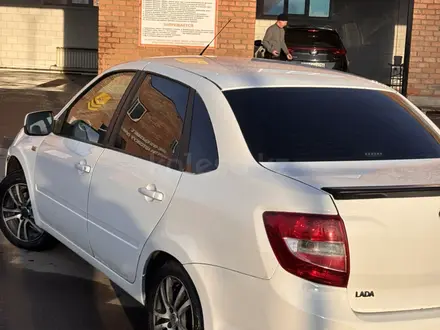 ВАЗ (Lada) Granta 2190 2014 года за 2 100 000 тг. в Усть-Каменогорск – фото 5