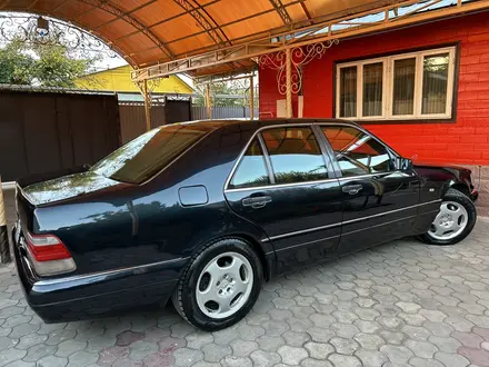 Mercedes-Benz S 320 1996 года за 3 850 000 тг. в Алматы – фото 30