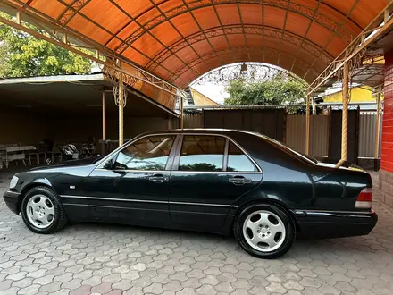 Mercedes-Benz S 320 1996 года за 3 850 000 тг. в Алматы – фото 2