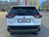 Toyota RAV4 2020 годаүшін15 200 000 тг. в Астана – фото 4