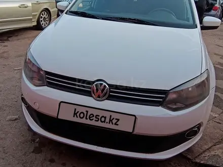 Volkswagen Polo 2012 года за 3 500 000 тг. в Уральск – фото 3