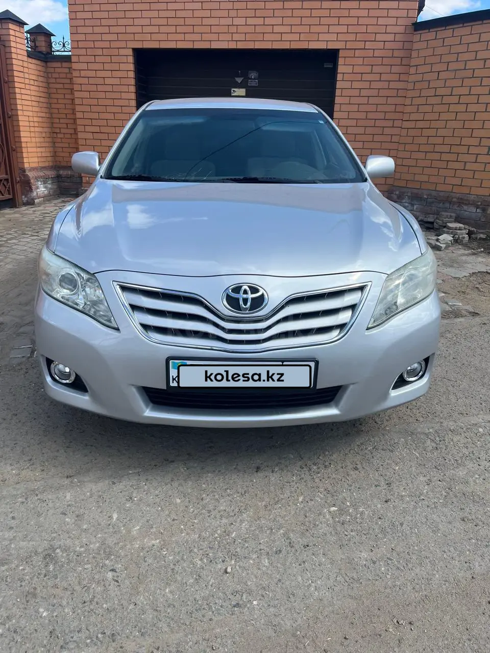 Toyota Camry, 2011