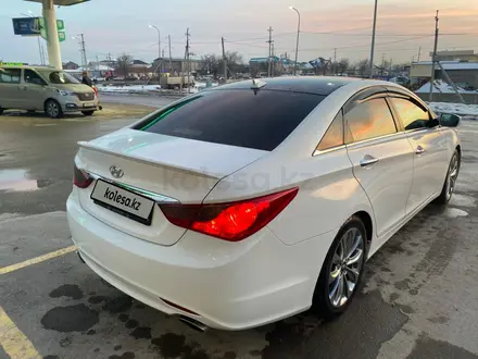 Hyundai Sonata 2011 года за 6 200 000 тг. в Шымкент – фото 2