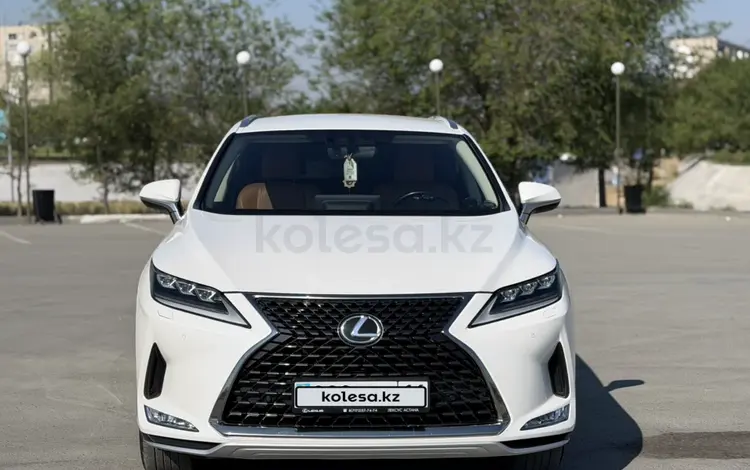 Lexus RX 200t 2022 года за 23 500 000 тг. в Семей