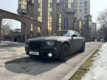 Chrysler 300C 2006 года за 12 000 000 тг. в Алматы