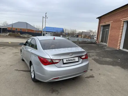 Hyundai Sonata 2011 года за 5 500 000 тг. в Уральск – фото 12