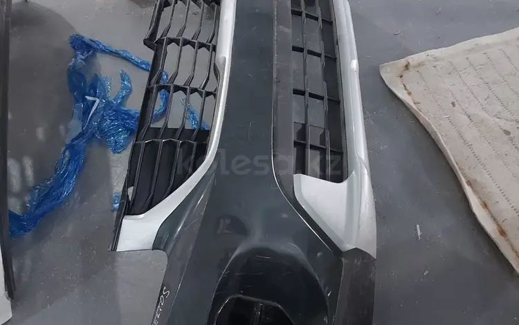 Бампер передний за 10 000 тг. в Алматы