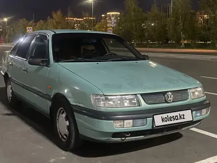 Volkswagen Passat 1993 года за 2 000 000 тг. в Астана