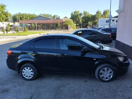 Chevrolet Aveo 2014 года за 2 700 000 тг. в Талдыкорган – фото 3