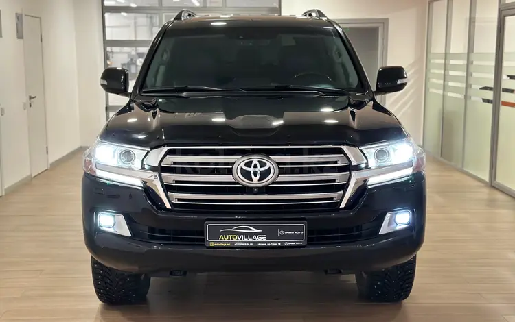 Toyota Land Cruiser 2016 годаfor28 990 000 тг. в Астана