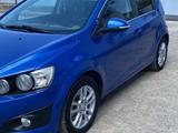 Chevrolet Aveo 2014 года за 3 900 000 тг. в Атырау – фото 3