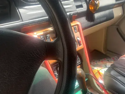 Mercedes-Benz E 230 1991 года за 700 000 тг. в Алматы – фото 4