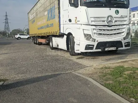 Mercedes-Benz  Actros 2016 года за 22 000 000 тг. в Тараз – фото 5