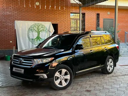 Toyota Highlander 2013 года за 15 000 000 тг. в Шымкент