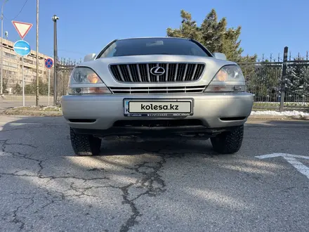 Lexus RX 300 2001 года за 6 700 000 тг. в Алматы – фото 2