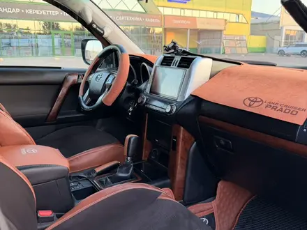 Toyota Land Cruiser Prado 2013 года за 14 950 000 тг. в Уральск – фото 4