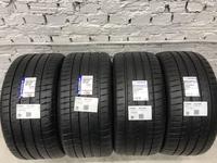 Разно размерные спорт комплект Michelin Pilot Sport 4 S за 295 000 тг. в Алматы