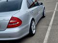 Mercedes-Benz E 320 2002 годаүшін6 500 000 тг. в Актау – фото 5