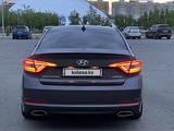 Hyundai Sonata 2017 года за 9 500 000 тг. в Уральск – фото 4