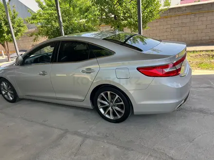 Hyundai Grandeur 2015 года за 6 000 000 тг. в Шымкент – фото 5