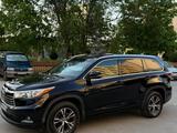 Toyota Highlander 2016 годаүшін10 000 000 тг. в Актау