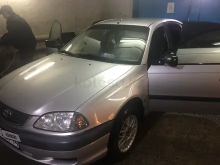 Toyota Avensis 2001 года за 3 500 000 тг. в Павлодар – фото 2