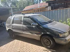 Mitsubishi Space Wagon, 1992