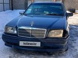 Mercedes-Benz C 180 1997 годаfor1 000 000 тг. в Алматы