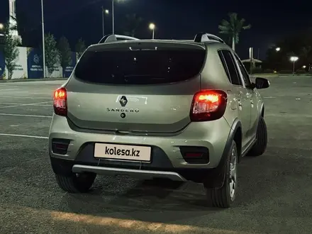 Renault Sandero Stepway 2021 года за 7 900 000 тг. в Актобе – фото 2