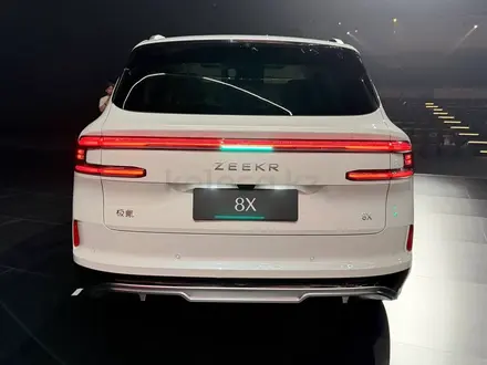 Zeekr 8x Ultra+ 2026 года за 45 990 000 тг. в Алматы – фото 5