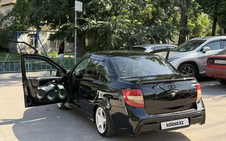 ВАЗ (Lada) Granta 2190 2013 годаүшін4 000 000 тг. в Алматы