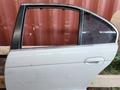 Дверь задней левый BMW E39 за 15 550 тг. в Шымкент