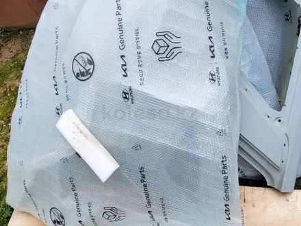 Задние новые крылья за 1 000 тг. в Шымкент