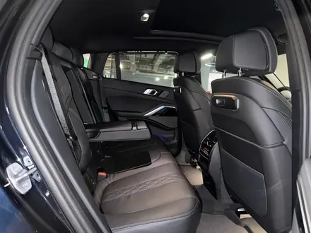 BMW X6 XDrive 40i 2025 года за 60 000 000 тг. в Астана – фото 18