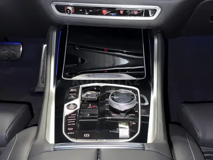 BMW X6 XDrive 40i 2025 года за 60 000 000 тг. в Астана – фото 14