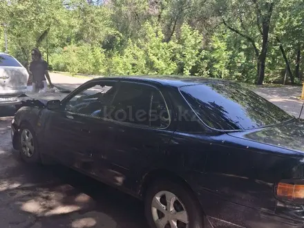 Toyota Camry 1994 года за 700 000 тг. в Алматы – фото 2