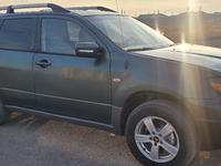 Mitsubishi Outlander 2003 годаүшін3 100 000 тг. в Актау