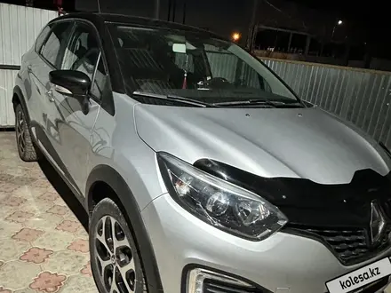 Renault Kaptur 2018 года за 7 900 000 тг. в Актобе – фото 6