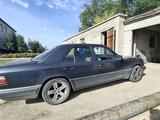 Mercedes-Benz E 200 1994 годаүшін1 100 000 тг. в Актобе – фото 2