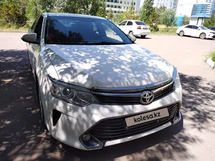 Toyota Camry 2015 года за 11 900 000 тг. в Астана