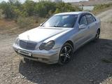 Mercedes-Benz C 200 2001 года за 3 000 000 тг. в Жезказган – фото 2