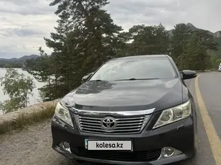 Toyota Camry, 2013
