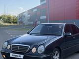 Mercedes-Benz E 280 1999 года за 3 500 000 тг. в Павлодар – фото 2
