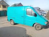 Mercedes-Benz Sprinter 1996 года за 1 950 000 тг. в Алматы – фото 4