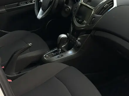 Chevrolet Cruze 2014 года за 3 600 000 тг. в Алматы – фото 17