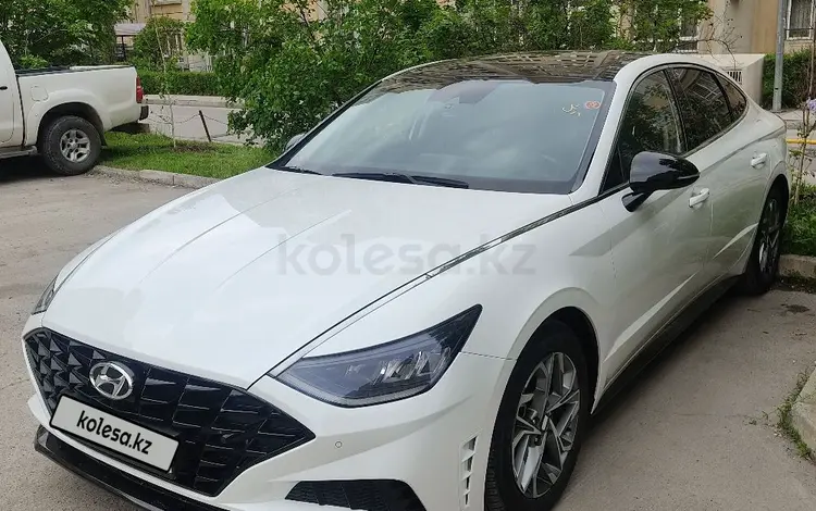 Hyundai Sonata 2022 года за 12 000 000 тг. в Алматы
