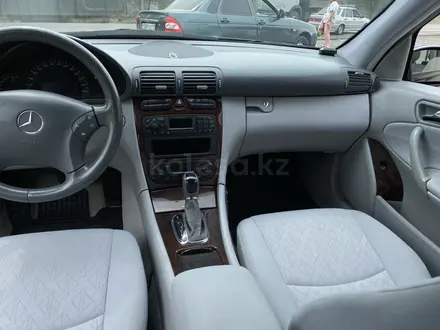 Mercedes-Benz C 240 2000 года за 3 200 000 тг. в Алматы – фото 11