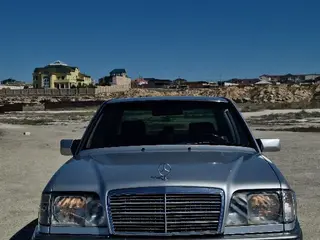 Mercedes-Benz E-Class, 1994