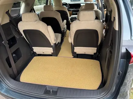 Kia Carnival 2021 года за 20 000 000 тг. в Алматы – фото 22